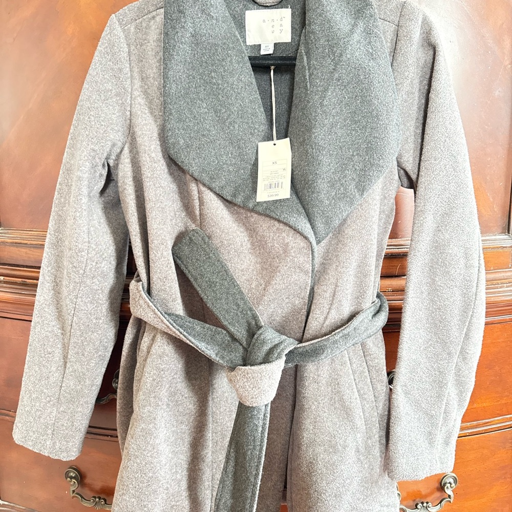 Elegant Gray Women's Coat